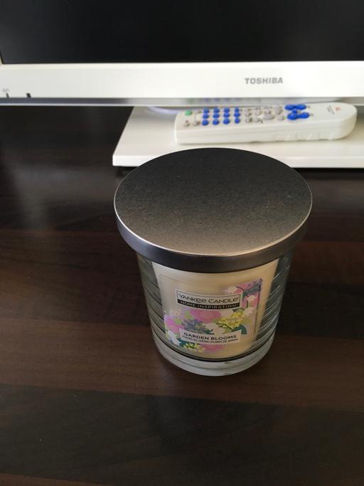 Buy & Sell Langford Central Bedfordshire - Photos for Yankee Candle(Garden Blooms) 200g.