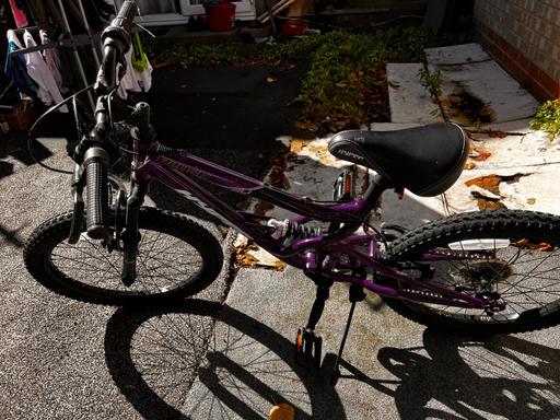 Buy & Sell Charlton South East London - Photos for Bicycle