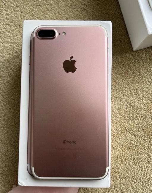 Buy & Sell Netherton Dudley - Photos for iPhone 7 Plus unlocked excellent condition