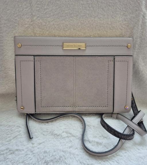 Buy & Sell The Hale North West London - Photos for River island handbag