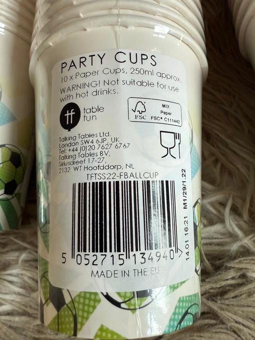 Buy & Sell Brockmoor Dudley - Photos for 360 football paper cups