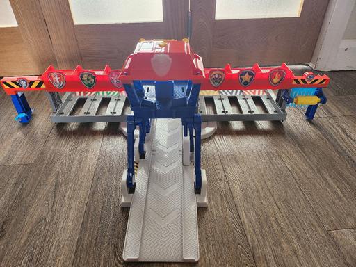 Buy & Sell Sutton At Hone Dartford - Photos for Paw Patrol Big Truck Stop with 3 Trucks