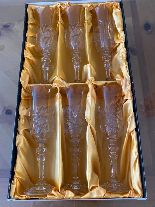Buy & Sell Great Notley Braintree - Photos for 6 Crystal Champagne glasses