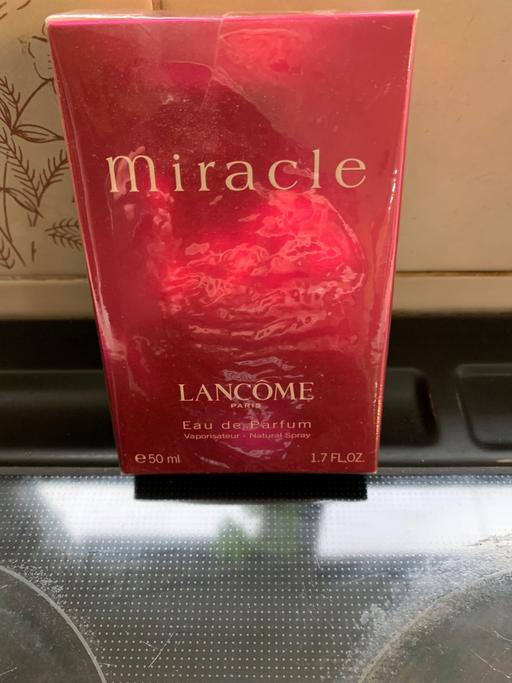 Buy & Sell Leamore Walsall - Photos for Miracle perfume