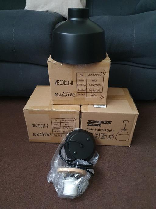 Buy & Sell Ocker Hill Sandwell - Photos for 3x Black metal pendant lights