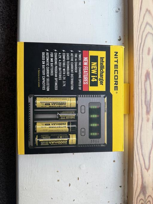 Buy & Sell Bromley East London - Photos for Nitecore i4 V2 Intellicharger 4- bay smart