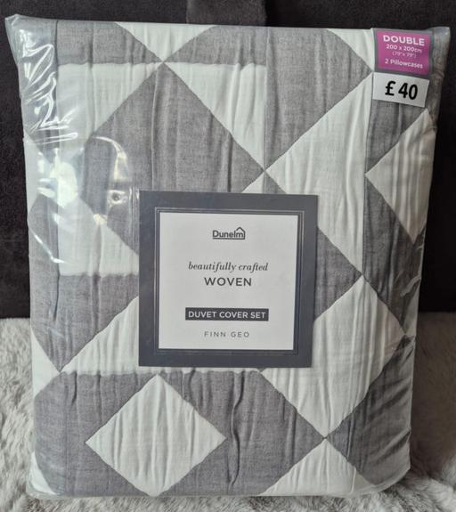 Buy & Sell Ocker Hill Sandwell - Photos for Dunelm duvet set