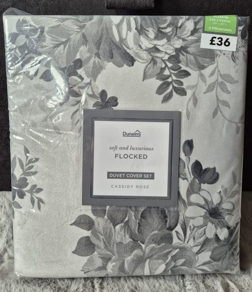 Buy & Sell Ocker Hill Sandwell - Photos for Dunelm duvet set