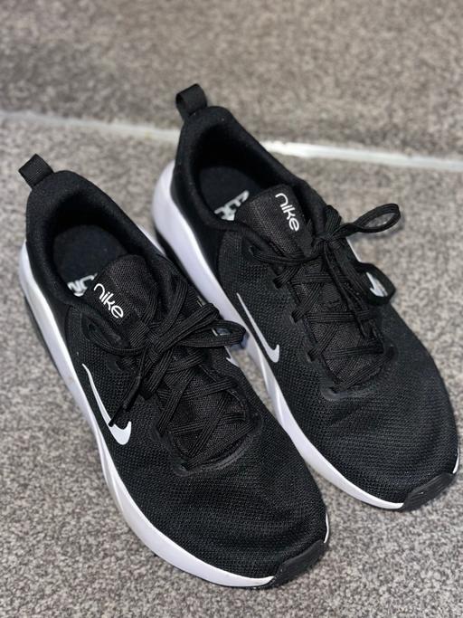 Buy & Sell Leagrave Luton - Photos for Bella running trainers