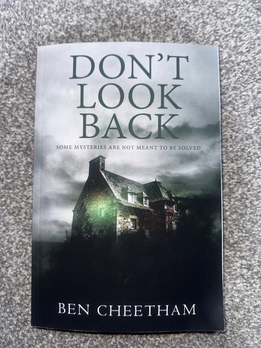 Buy & Sell Leagrave Luton - Photos for Don’t look back book
