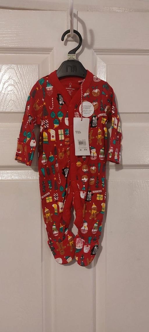 Buy & Sell Becontree Heath East London - Photos for Christmas baby grow up to 1 month
