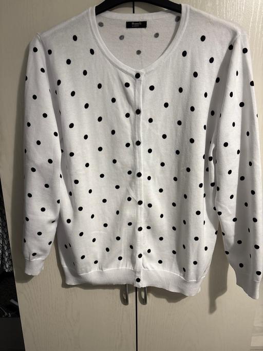 Buy & Sell Woodsetton Dudley - Photos for Ladies cardigan