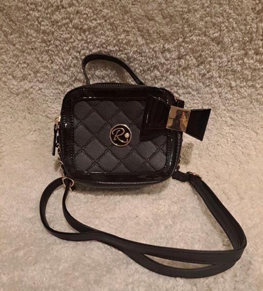 Buy & Sell The Hale North West London - Photos for River island handbag