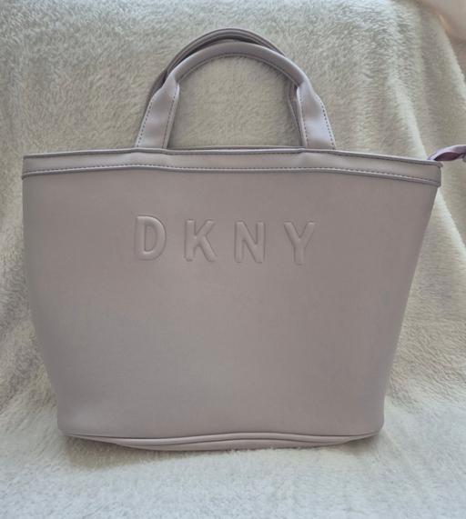 Buy & Sell Edgware Barnet - Photos for DKNY handbag