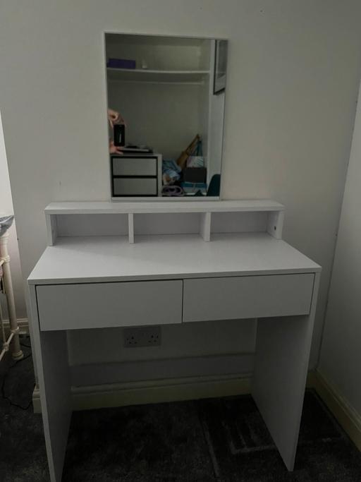 Buy & Sell Harwood Bolton - Photos for White dressing table vanity with mirror