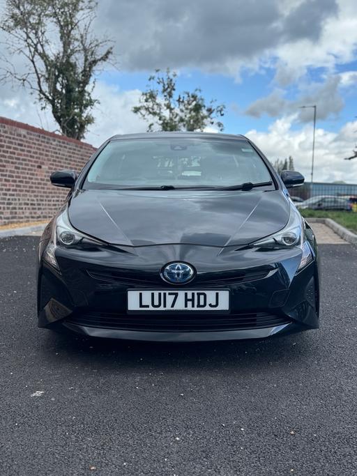 Vehicles West Bromwich Sandwell - Photos for Toyota Prius Hybrid 5 Door Hatchback 