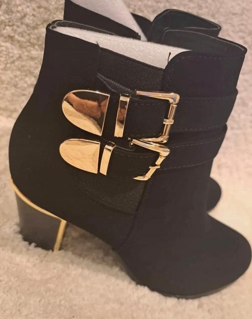 Buy & Sell The Hale North West London - Photos for ladies Ankle Boots Size 7