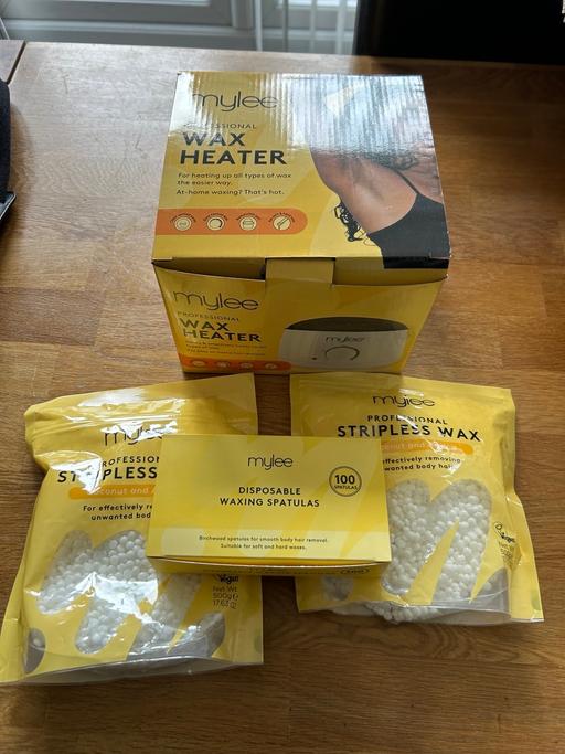 Buy & Sell Castle Vale Birmingham - Photos for Brand new Mylee wax kit