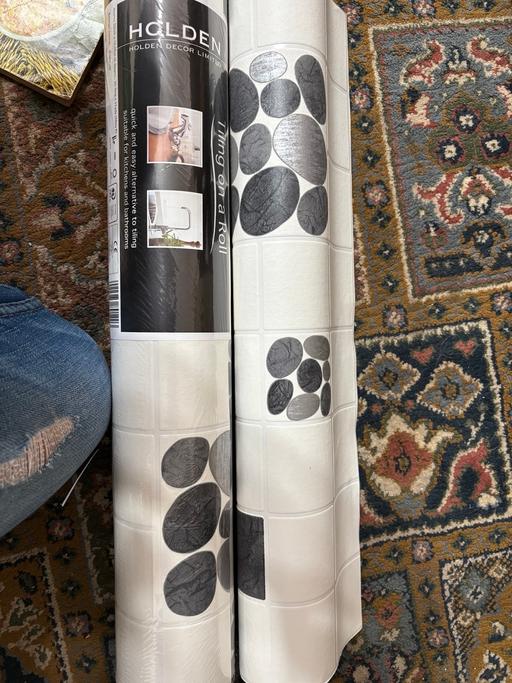 Buy & Sell Kingswinford Dudley - Photos for Tiling on a roll wallpaper