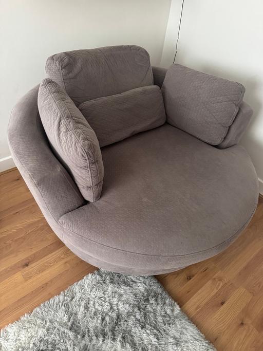 Buy & Sell Whyteleafe Tandridge - Photos for Grey Swivel Cuddle Chair