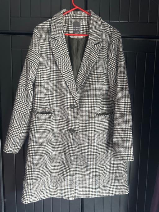 Buy & Sell Bells Mill Dudley - Photos for Long jacket size 14