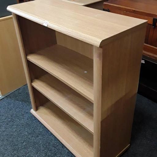 Buy & Sell Saint Pauls Trading Estate Tameside - Photos for Oak effect bookcase