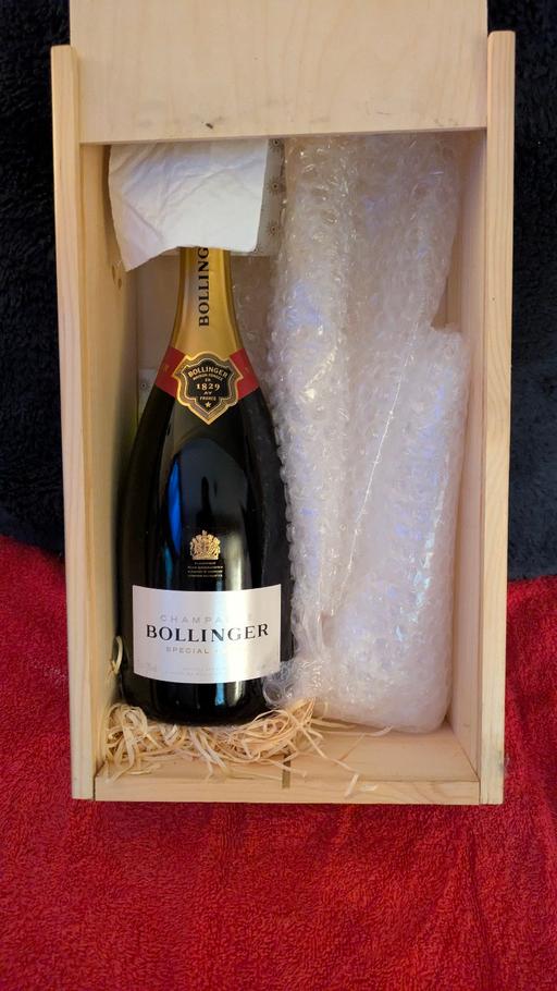 Buy & Sell Broome Wyre Forest - Photos for Bollinger Sealed Celebration Gift Bottle