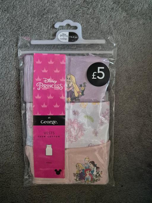 Buy & Sell Crumpsall Manchester - Photos for new Girls Disney Princess 3pk Vests