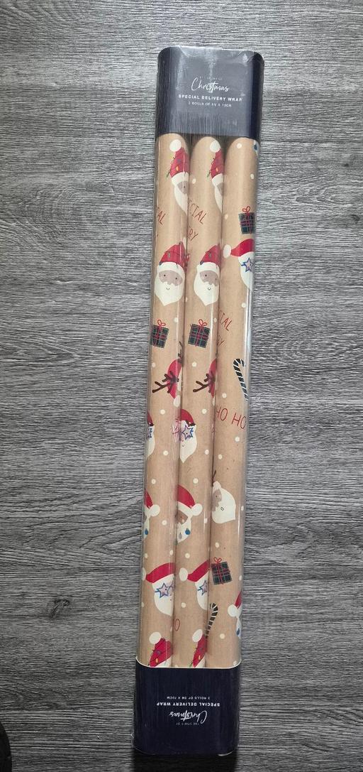 Buy & Sell Crumpsall Manchester - Photos for new Xmas Santa 3 x 5M Wrap