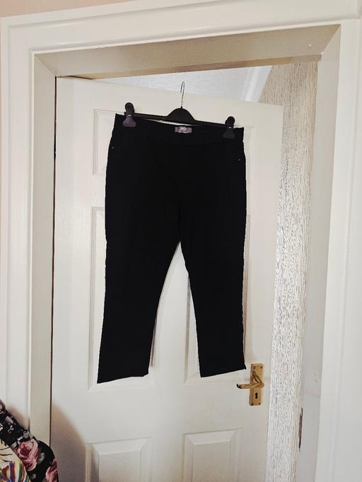 Buy & Sell Newton Doncaster - Photos for Dorothy Perkins jeggings, size 14.