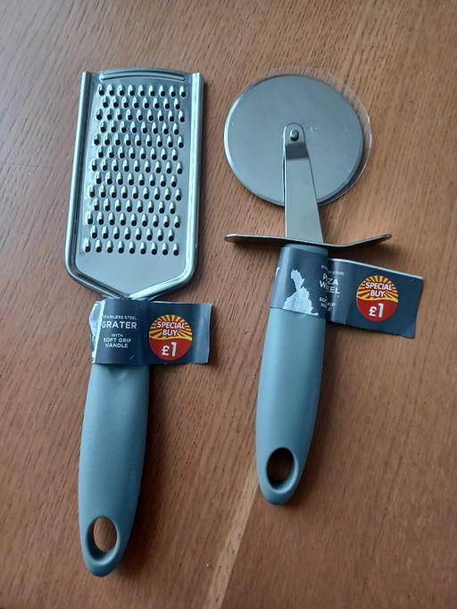 Buy & Sell Eckington North East Derbyshire - Photos for pizza cutter and cheese grater
