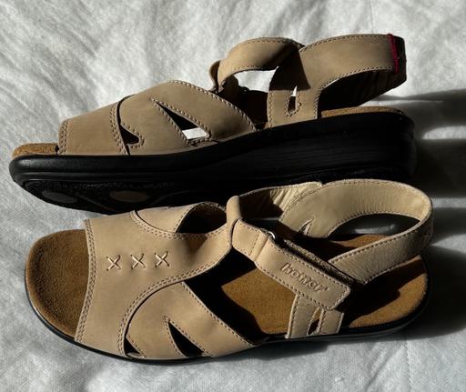 Buy & Sell Deans West Lothian - Photos for Hotter Sandals