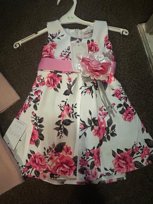 Buy & Sell West Bromwich Sandwell - Photos for 6 months girls clothes
