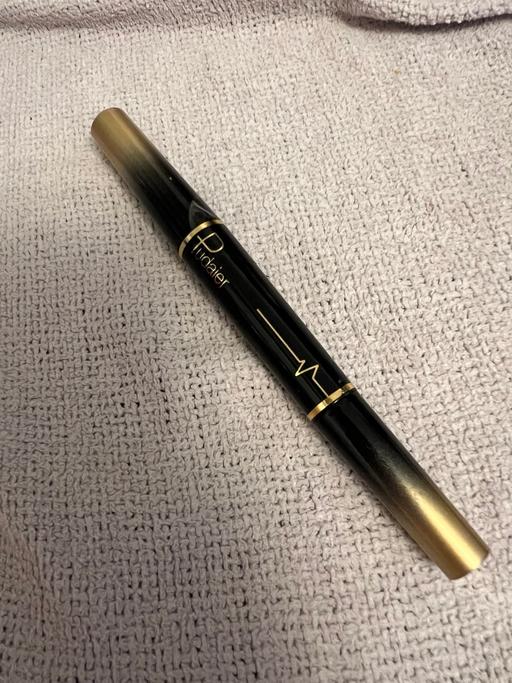 Buy & Sell Hetton-Le-Hole Sunderland - Photos for Double End Lip Colour (New )