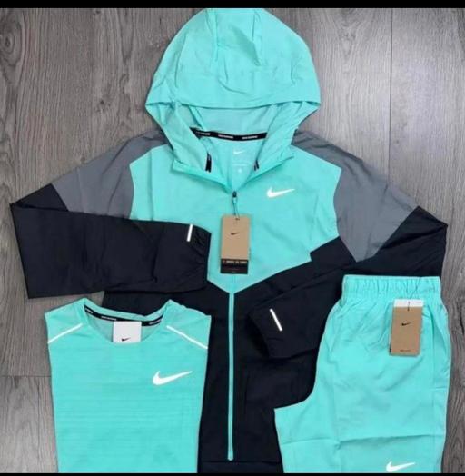 Buy & Sell Keresley Coventry - Photos for Nike miller triple set green size large