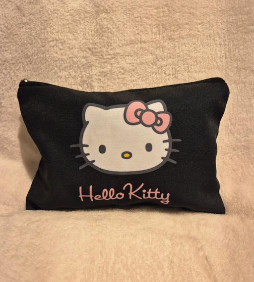 Buy & Sell Edgware Barnet - Photos for Hello kitty makeup bag