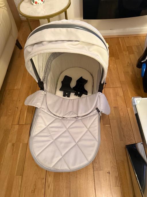 Buy & Sell Pensnett Dudley - Photos for baby bassinet carrycot