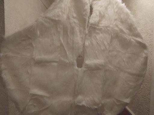 Buy & Sell Moseley Birmingham - Photos for Christmas tree skirt
