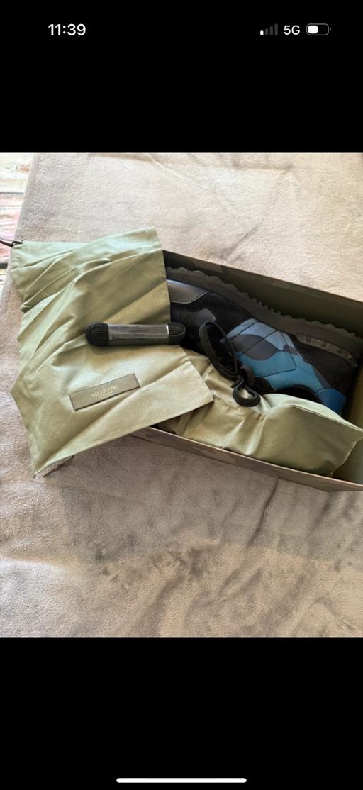 Buy & Sell Richmond upon Thames South West London - Photos for Valentino blue full leather camo trainer