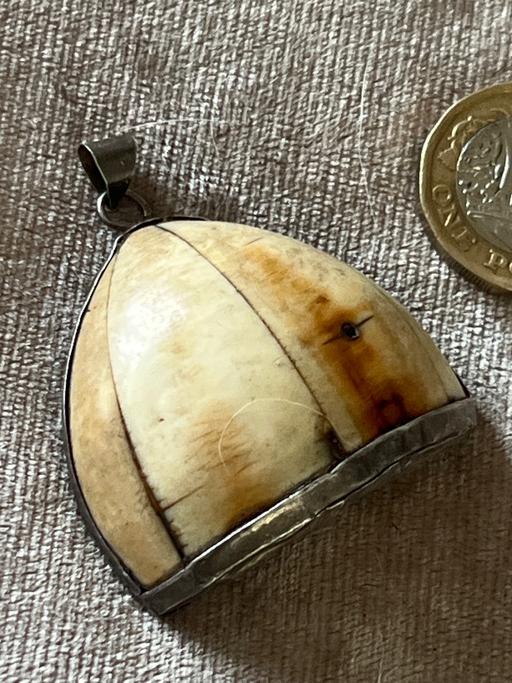 Buy & Sell Rottingdean Brighton - Photos for Vintage silver bone/ivory pendant