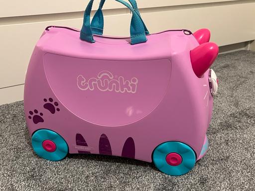 Buy & Sell Gillingham Medway - Kent - Photos for Trunki Ride-On kids suitcase pink cat design