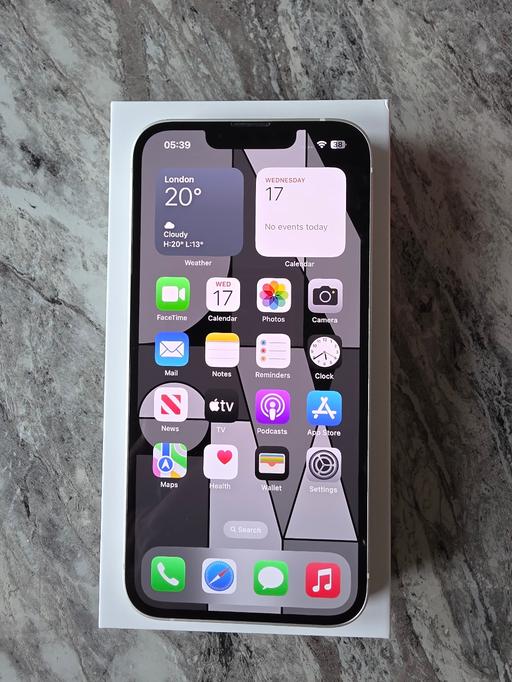 Buy & Sell Liverpool Liverpool - Photos for IPhone 13 128gb unlock any sim