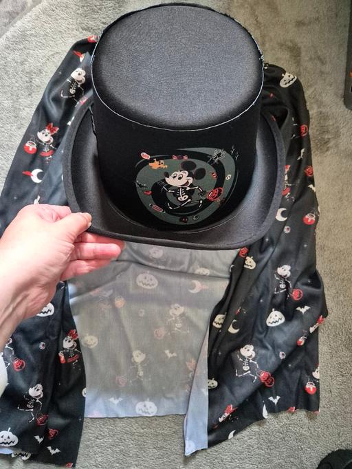 Buy & Sell Crumpsall Manchester - Photos for new Disney Halloween Hat & Cloak