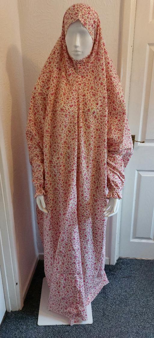 Buy & Sell Tividale Sandwell - Photos for Pink Flowers printed haj umrah Women