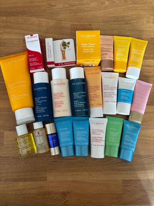 Buy & Sell Erdington Birmingham - Photos for 22x clarins items beauty bundle