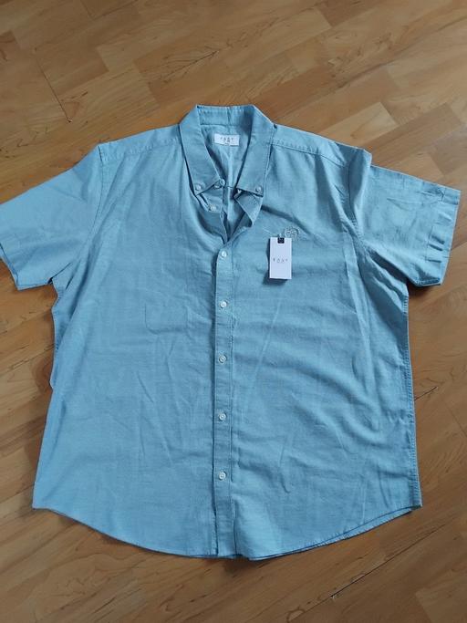 Buy & Sell Stow Heath Wolverhampton - Photos for New Shirt XXL.