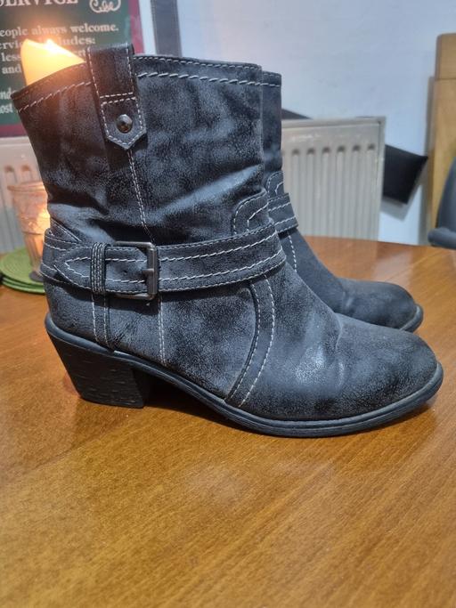 Buy & Sell Stirchley Birmingham - Photos for Lilly Boots Size 4