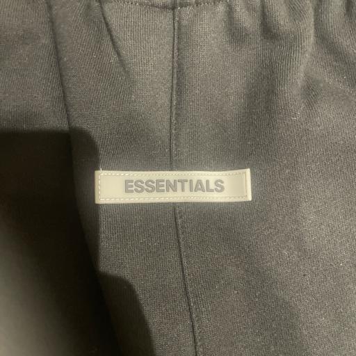 Buy & Sell Wealdstone Harrow - Photos for Essentials fear of God shorts