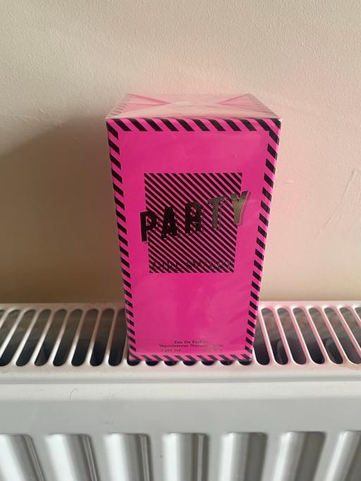 Buy & Sell Dudley Town Centre Dudley - Photos for Party perfume 