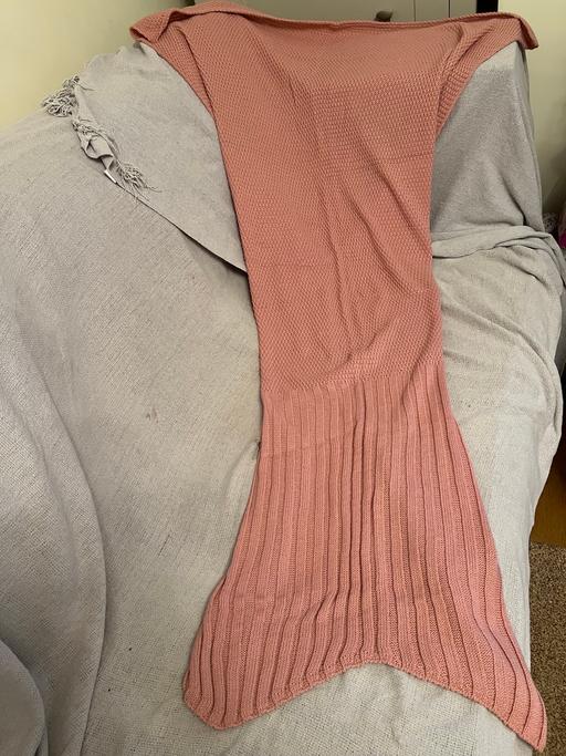 Buy & Sell Hetton-Le-Hole Sunderland - Photos for Knitted Mermaid Tail Blanket ( New )